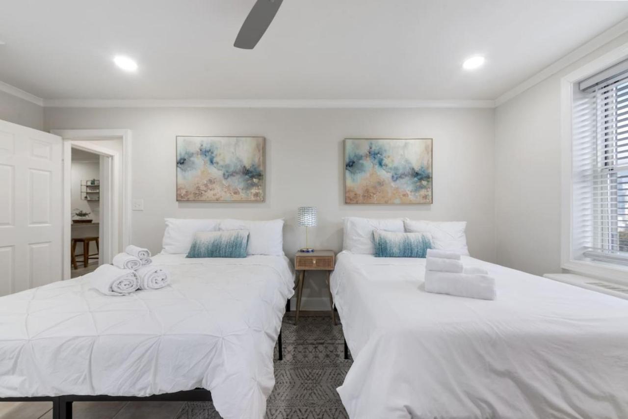 Luxury On A Budget, Centrally Located Gem Ferienhaus